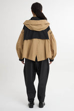 画像をギャラリービューアに読み込む, 4WAY Pin tuck Nylon Short Mountain Jacket Beige