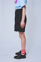 画像をギャラリービューアに読み込む, Wavy Frill French short Pants Black