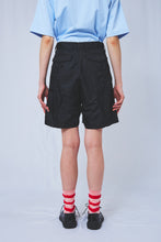 画像をギャラリービューアに読み込む, Wavy Frill French short Pants Black