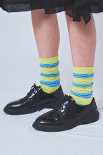 画像をギャラリービューアに読み込む, Tokone×MEGMIURA WARDROBE Wavy stripe socks Lemon×Sky