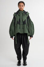 画像をギャラリービューアに読み込む, 4WAY Pin tuck Nylon Short Mountain Jacket Khaki