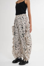 画像をギャラリービューアに読み込む, Frills Nylon Pants Cow