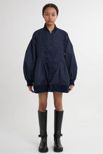 画像をギャラリービューアに読み込む, Reversible MA-01 Navy