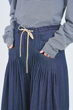 画像をギャラリービューアに読み込む, ! Pre-Order ! Pin tuck Baggy Pants Indigo