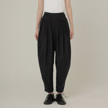 画像をギャラリービューアに読み込む, Pin Tuck Pants 4Color
