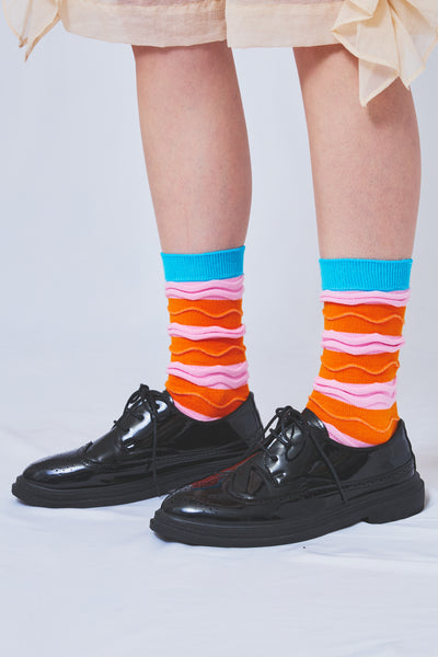 Tokone×MEGMIURA WARDROBE Wavy stripe socks Pink×Orange