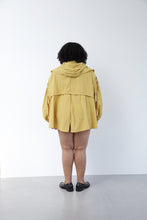 画像をギャラリービューアに読み込む, Pin tuck Nylon Short Mods coat
