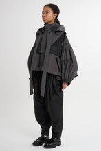 画像をギャラリービューアに読み込む, 4WAY Pin tuck Nylon Short Mountain Jacket 3Colors

