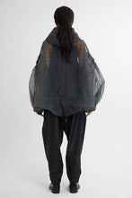 画像をギャラリービューアに読み込む, See-thorough Gingham Check Anorak 2colors
