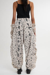 Frills Nylon Pants 2Colors
