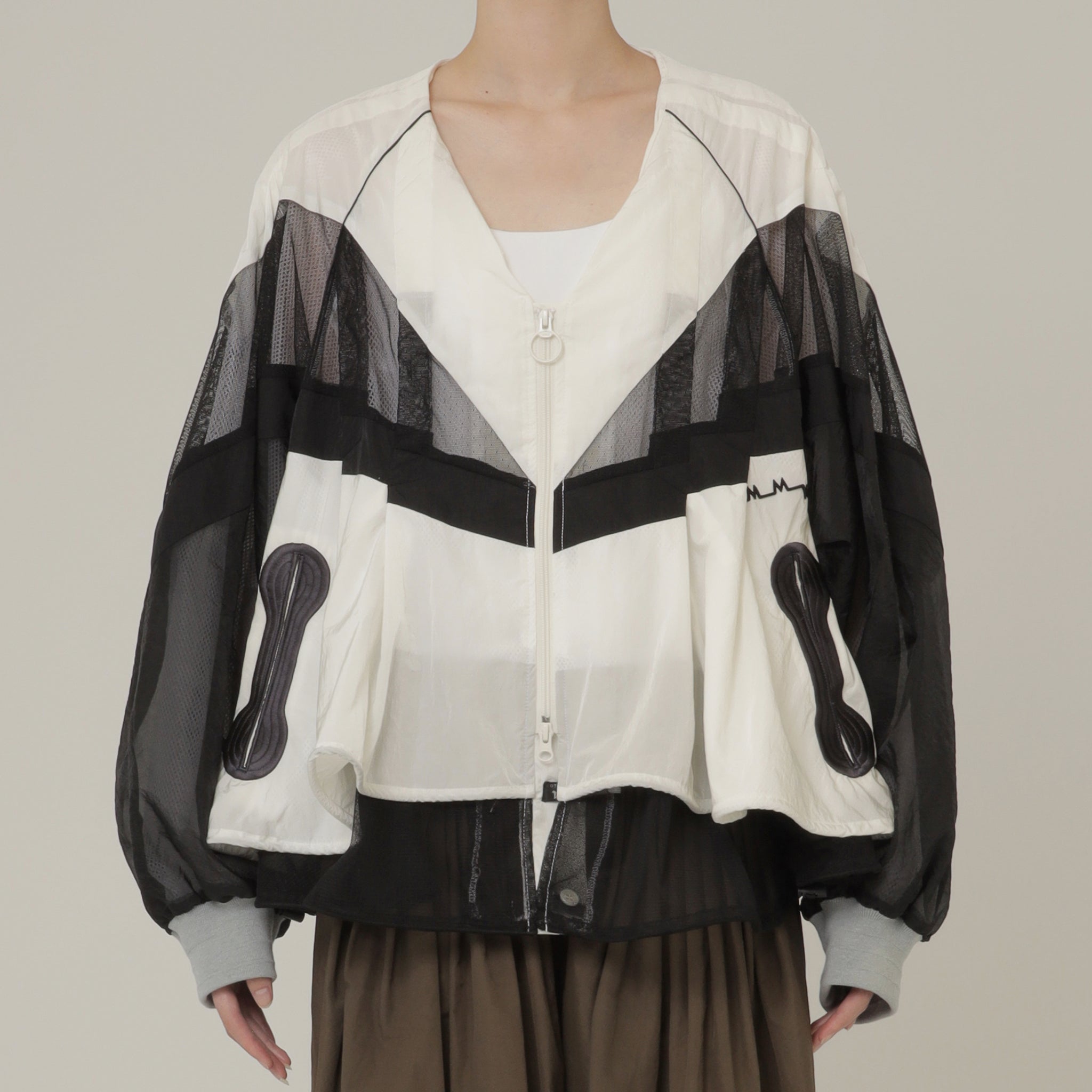 V Neck Layered Windbreaker 3Color – MEGMIURA