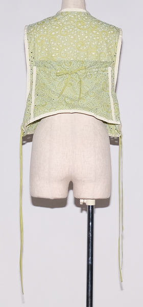 !Pre-Order! Flower embroidered nylon Vest : Leaf green