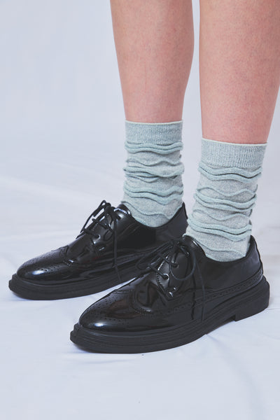 Tokone×MEGMIURA WARDROBE Wavy stripe socks Lame Gray