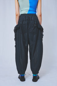 !Pre order!  Perforated nylon Frill Pants 2colors
