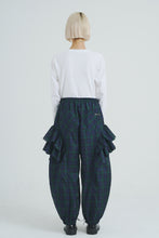 画像をギャラリービューアに読み込む, Perforated Check Pants  Navy Check
