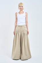 画像をギャラリービューアに読み込む, ! Pre-Order ! Pin tuck Baggy Pants Beige
