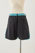 画像をギャラリービューアに読み込む, !Pre-Order! Flower embroidered tuck short pants:Emerald
