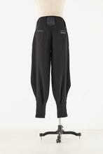 画像をギャラリービューアに読み込む, Drape Bontan Pants BLACK

