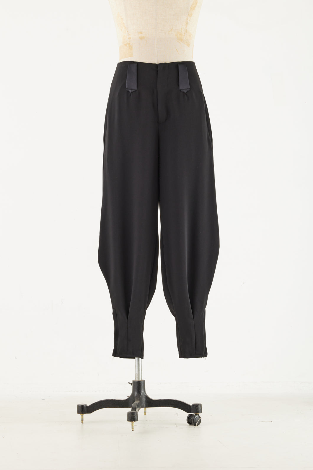 Drape Bontan Pants BLACK
