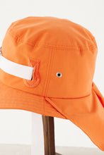 画像をギャラリービューアに読み込む, Safari hat Orange

